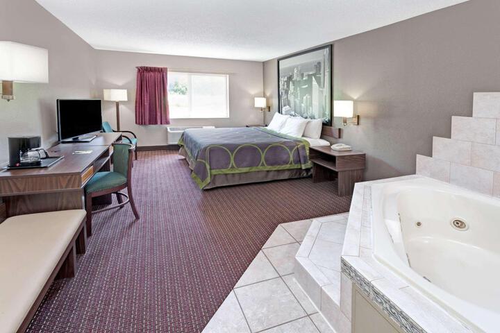 Standard Room, King or Two Doubles (9 of 9)