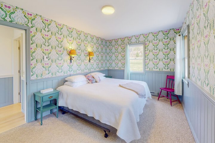 Room 19 of 107