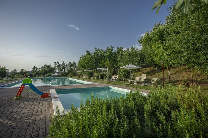 Pool 43 of 71