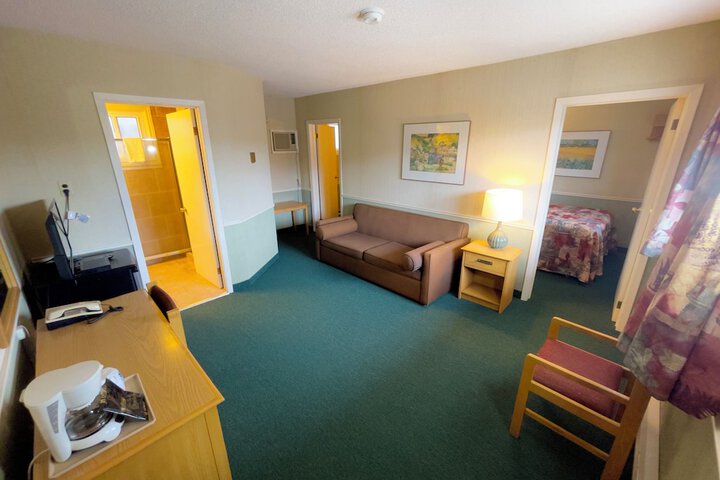 Room 16 of 31
