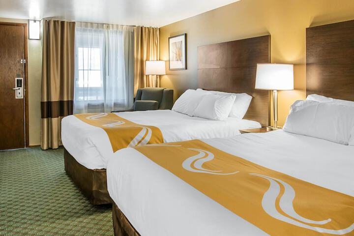 Room 21 of 36