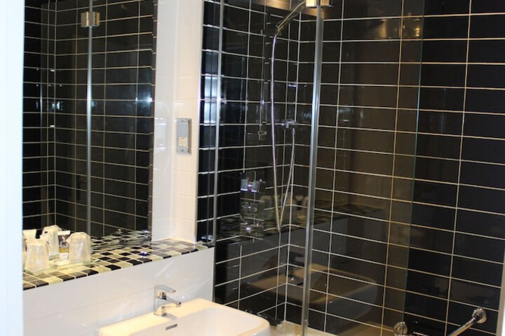 Bath Interior