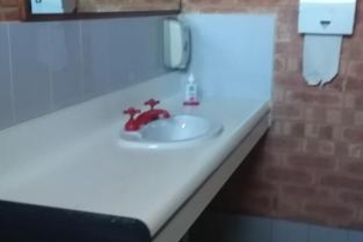 Room 6 of 6