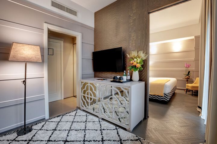 Room 57 of 112