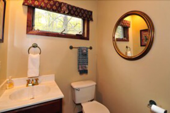 Room 6 of 34