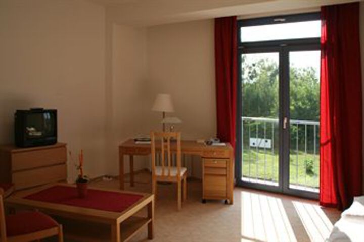 Room 5 of 15
