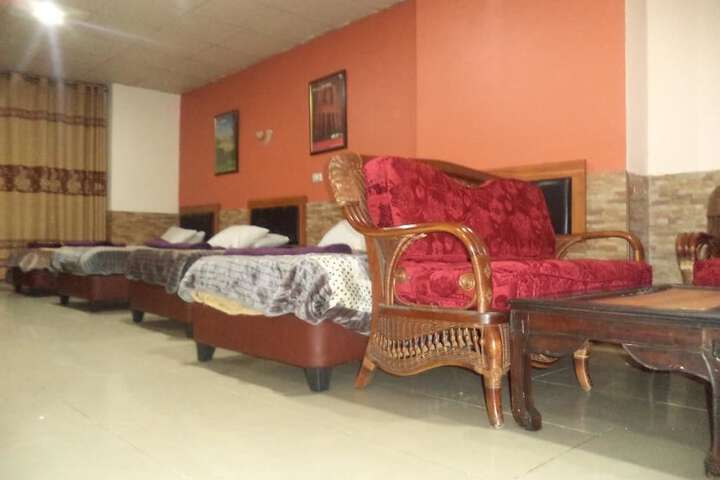 Room 17 of 74