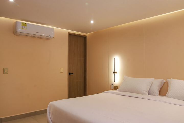 Room 2 of 31