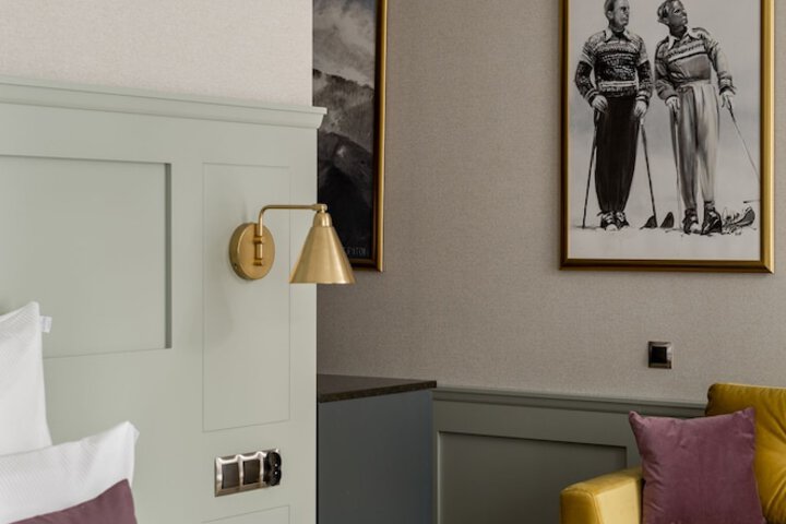 Room 19 of 29