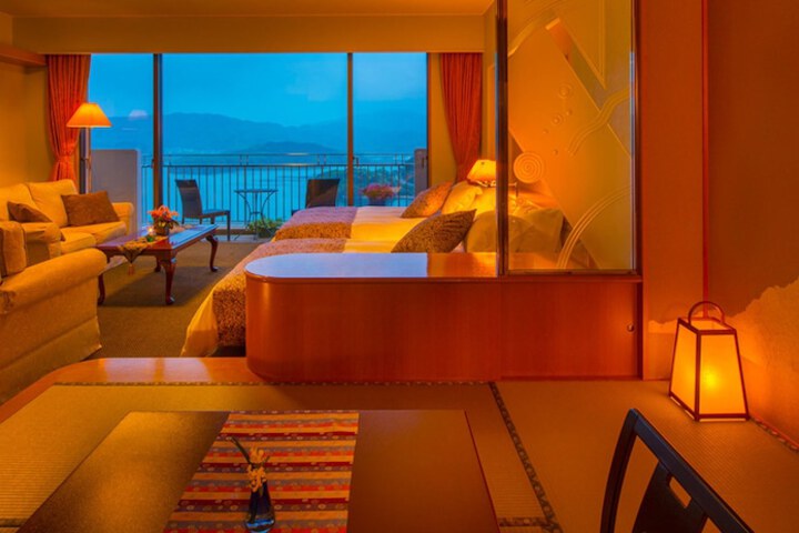 Room 14 of 61