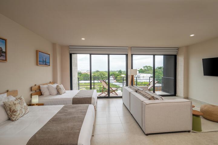 Room 12 of 53