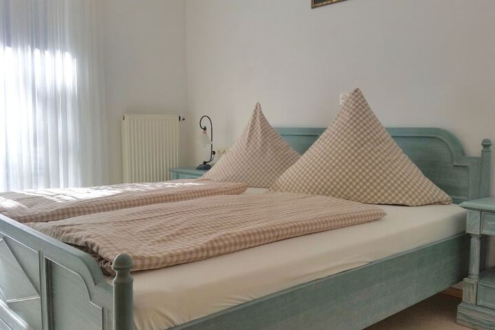 Room 5 of 41