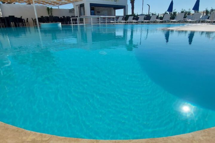 Pool 16 of 36