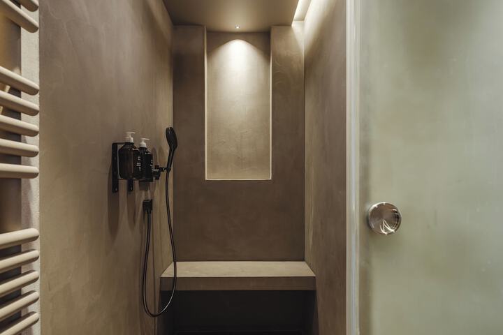 Room 59 of 90