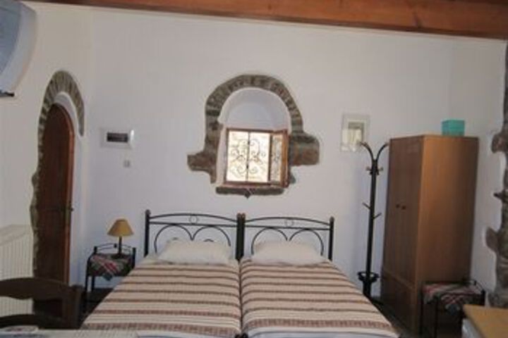 Room 6 of 20