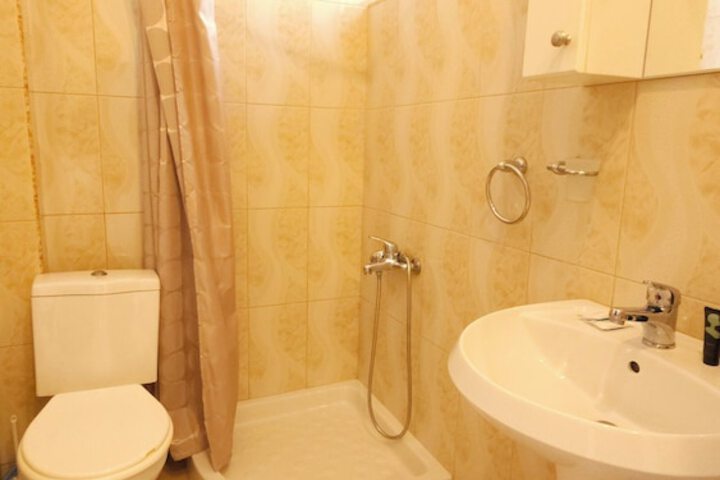 Room 21 of 21
