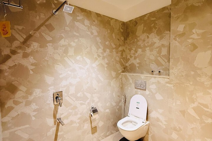 Room 46 of 84