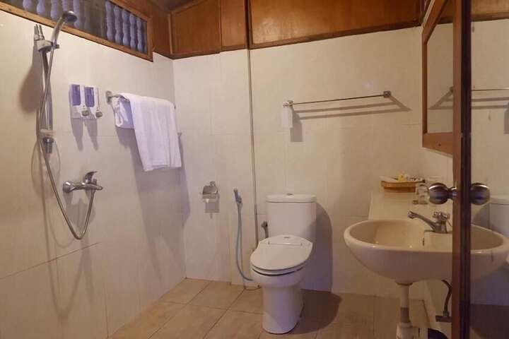 Room 7 of 39