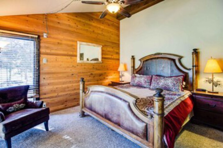 Room 45 of 51