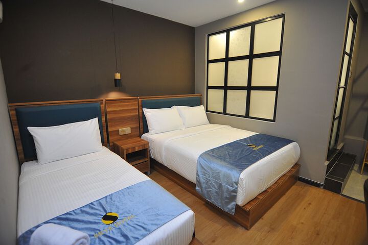 Room 21 of 58