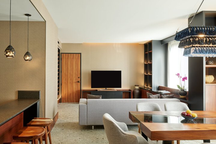 Room 3 of 59