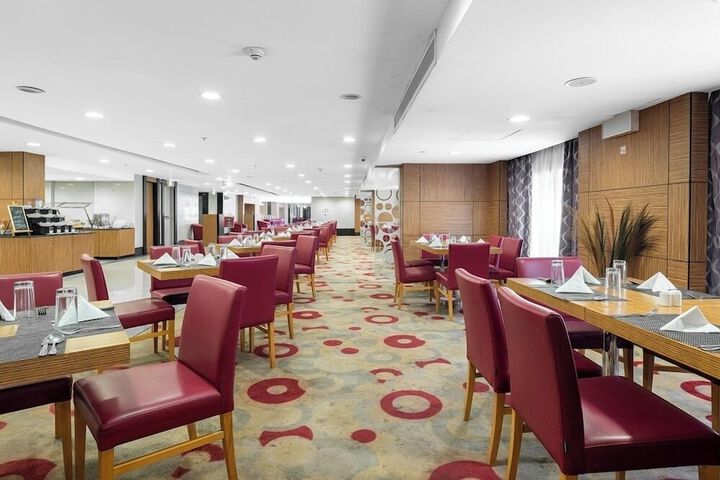 Dining Photos