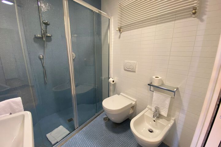 Room 126 of 180