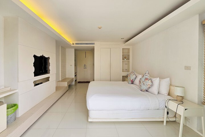 Room 14 of 51