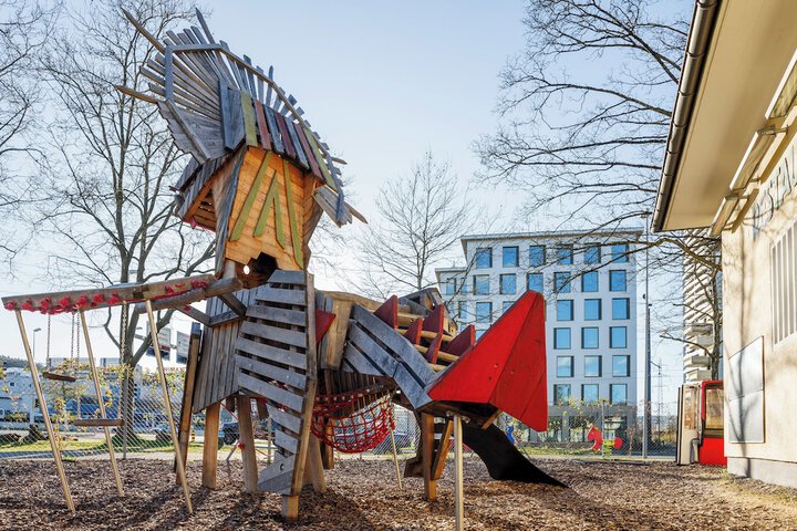 Children's play area - outdoor