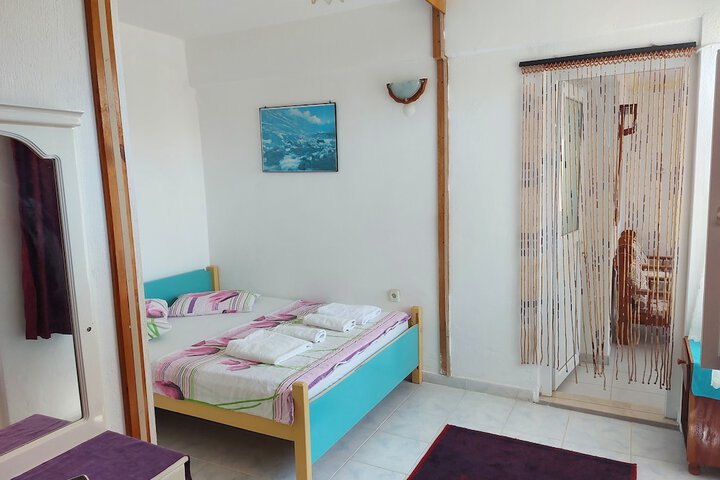 Room 20 of 40