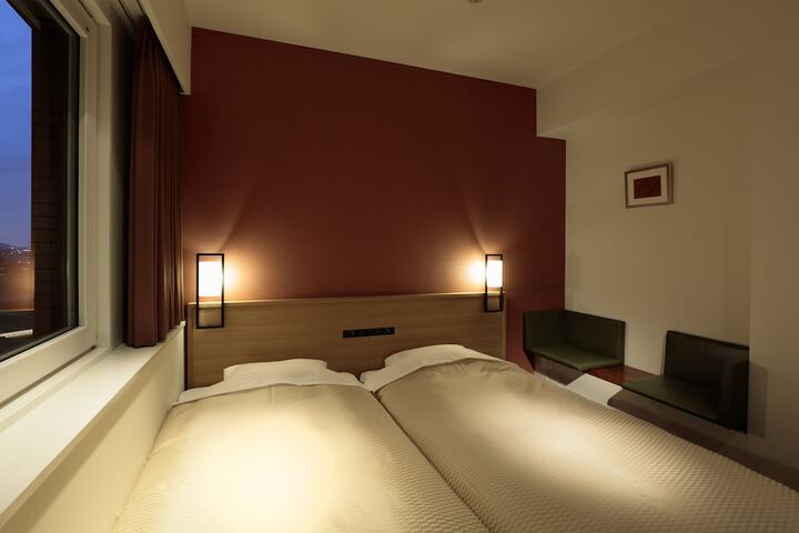 Room 20 of 49