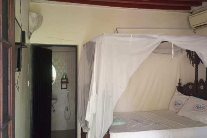 New Mahrus Hotel Lamu