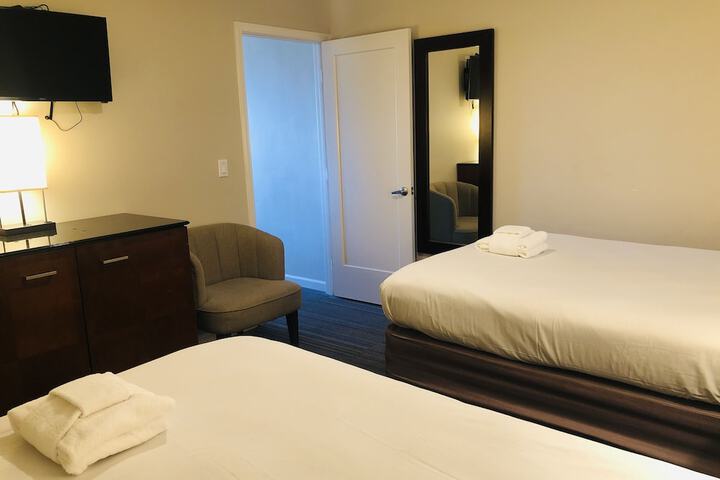 Room 12 of 53