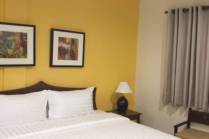 Room 11 of 43