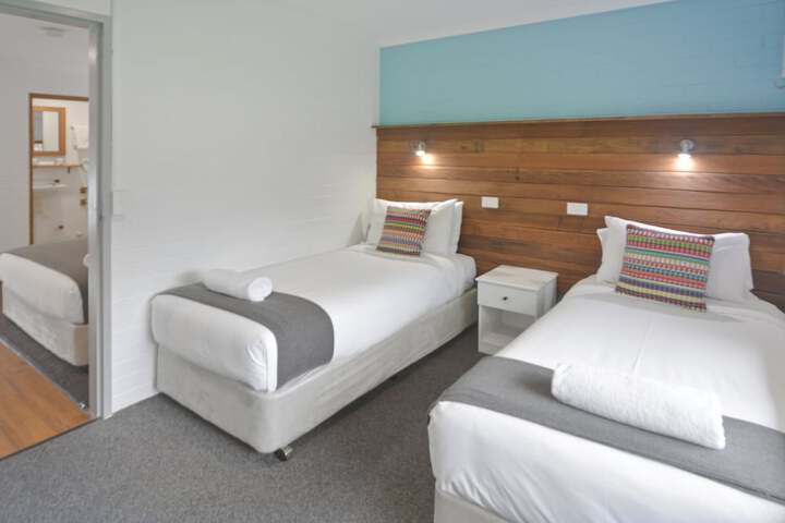 Room 15 of 60