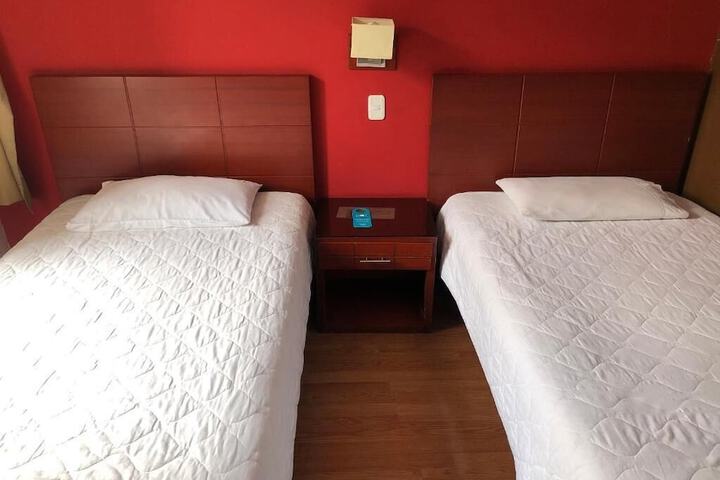 Room 29 of 102