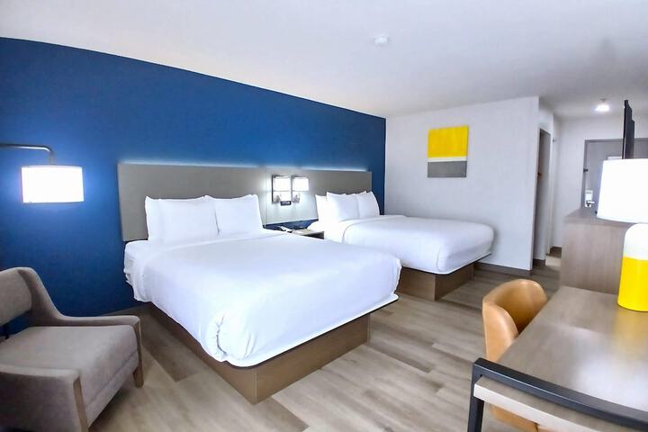 Room 47 of 65