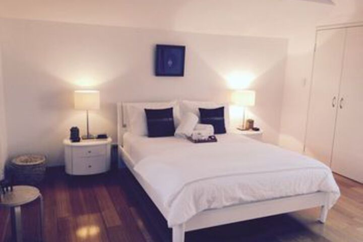 Room 5 of 19