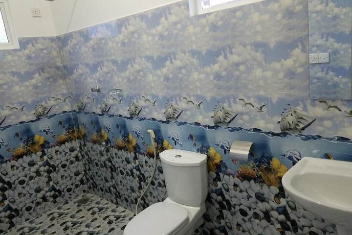 Room 9 of 23