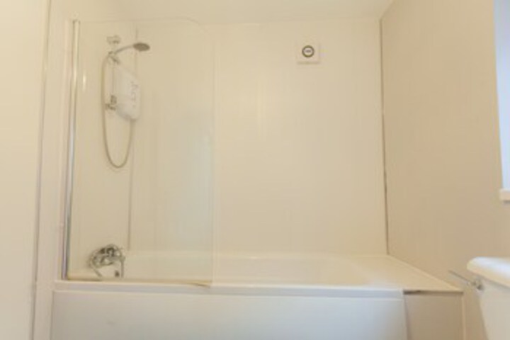 Room 4 of 23