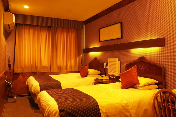 Room 15 of 67