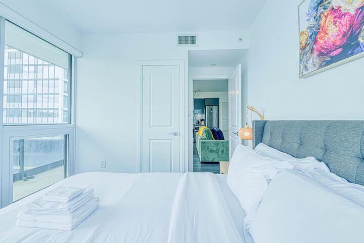 Room 73 of 340