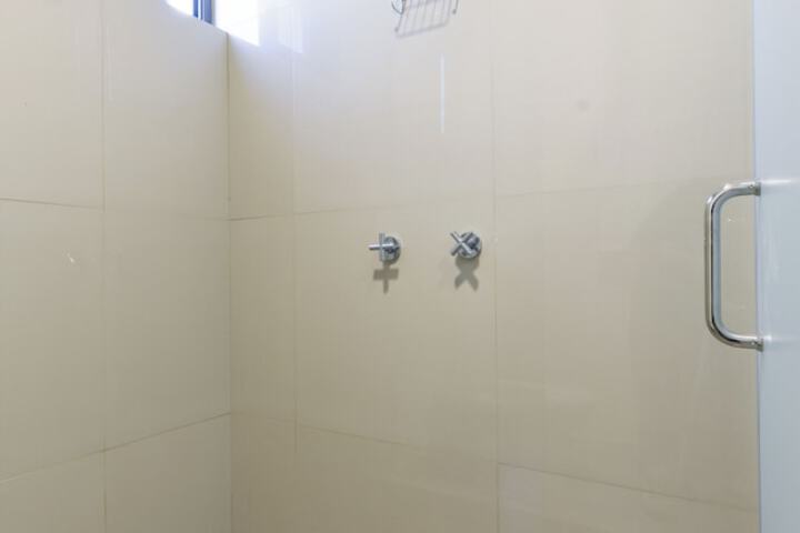 Room 146 of 155