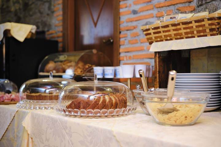 Breakfast/Coffee Service 55 of 66