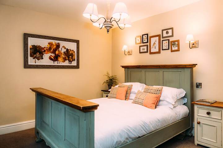 Room 3 of 20