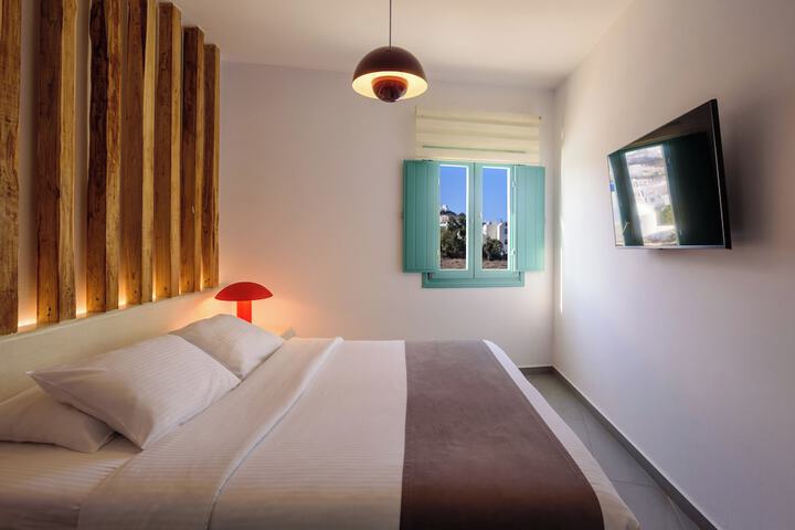 Room 10 of 74