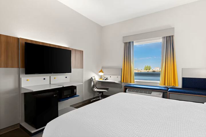 Room 25 of 67