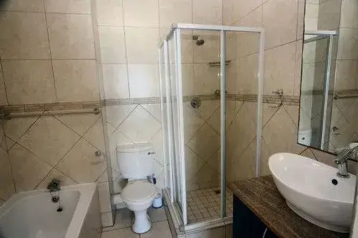 Room 7 of 17