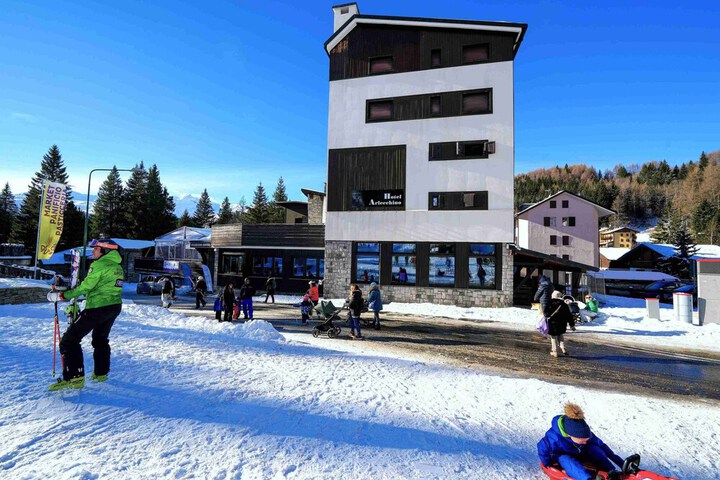 Skiing