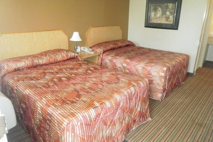 Room 2 of 9